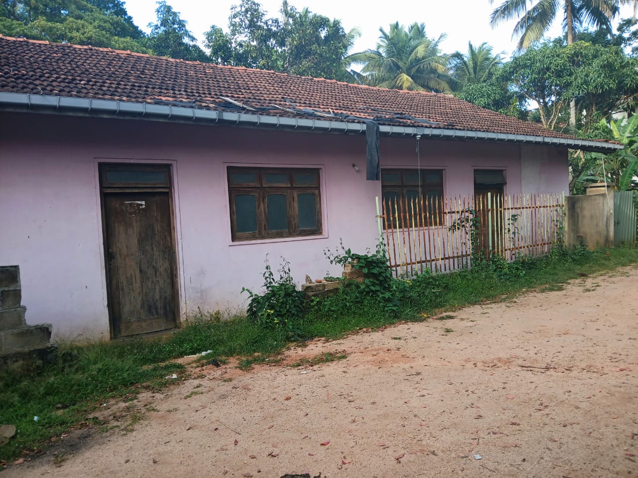 23 Perches Land with House Near Kurunegala Town