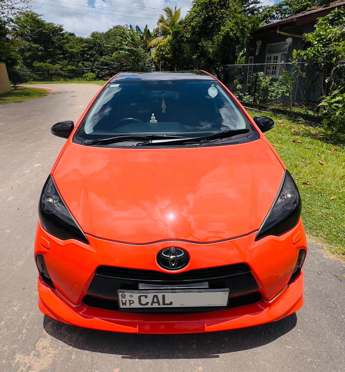 Toyota Aqua G Limited 2013