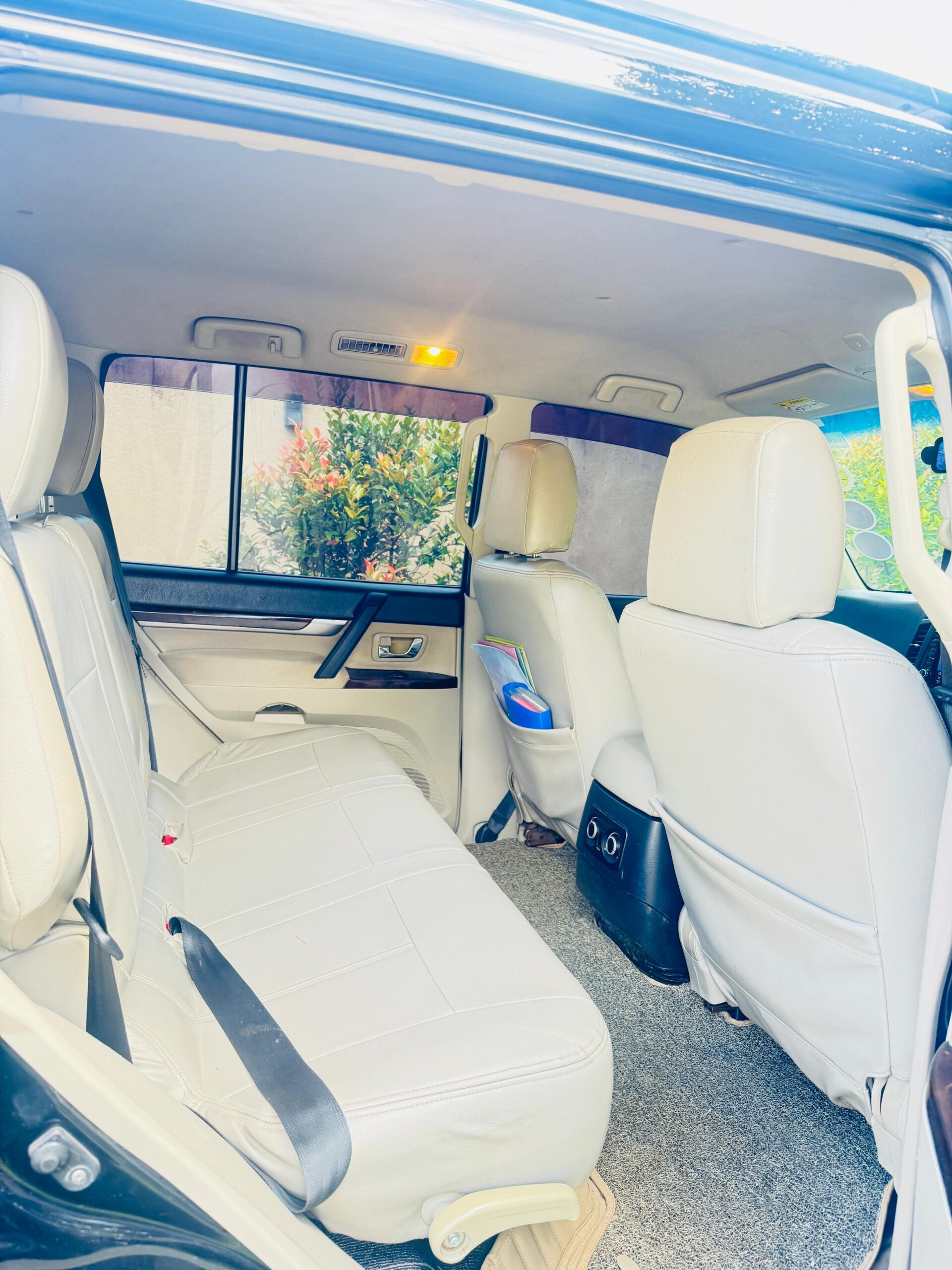 Mitsubishi Montero 2013