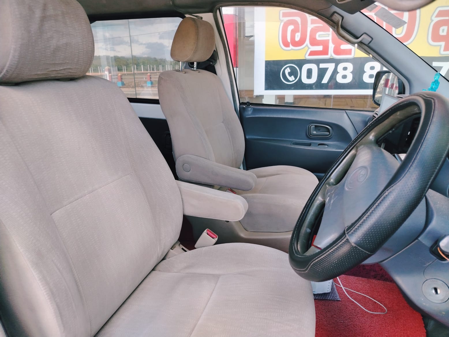 Toyota Noah KR42 2005