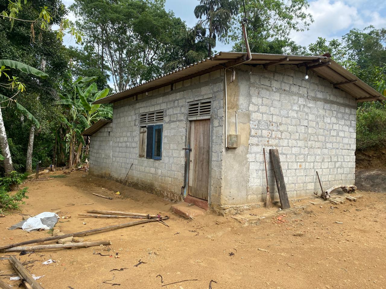 🏡 නිවසක් සමඟ ඉඩම විකිණීමට – දොම්පේ