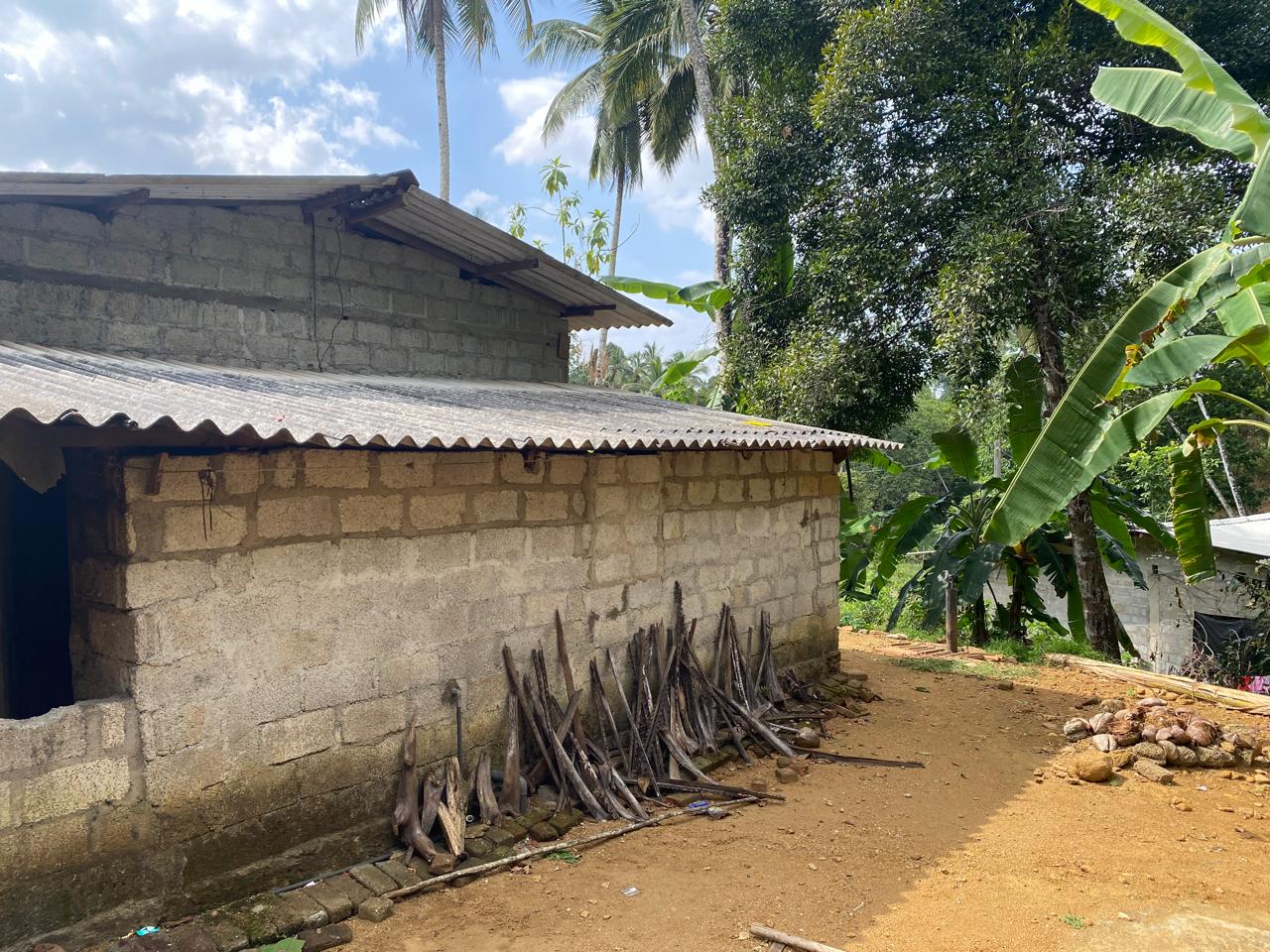 🏡 නිවසක් සමඟ ඉඩම විකිණීමට – දොම්පේ