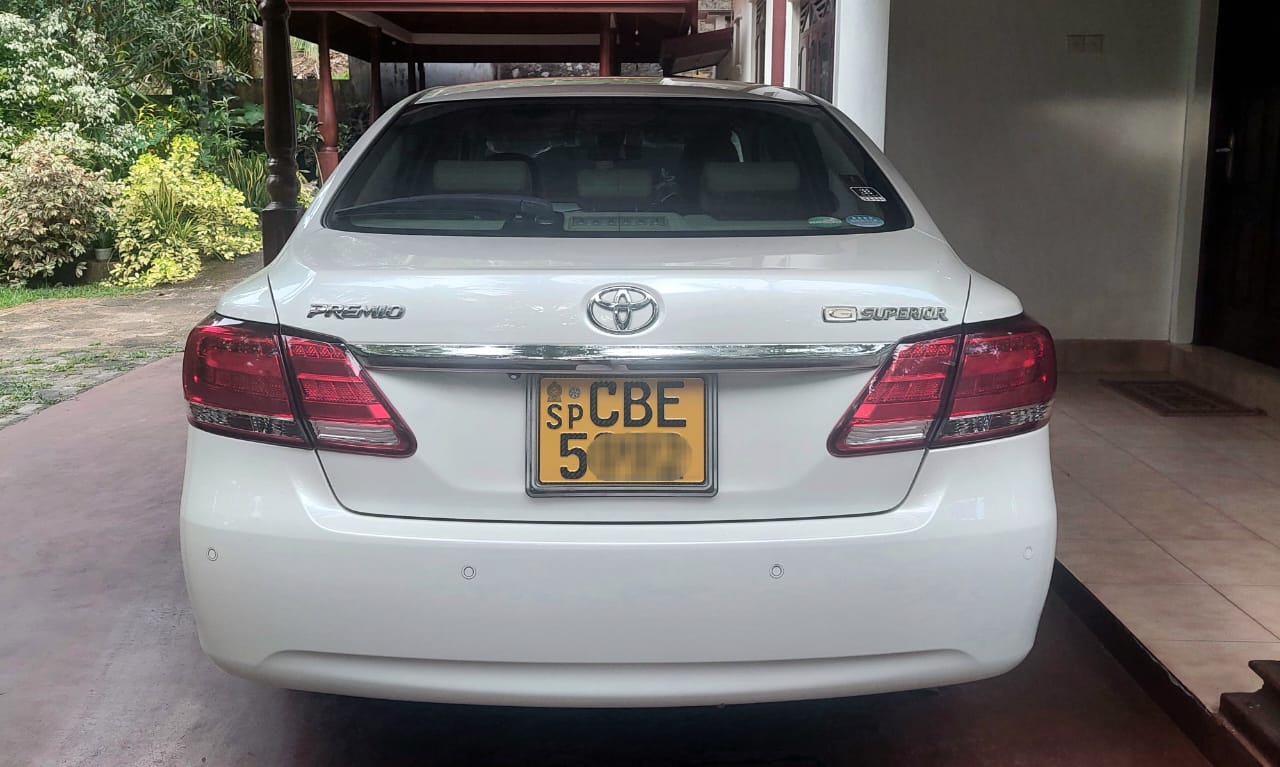 Toyota Premio G Superior 2017