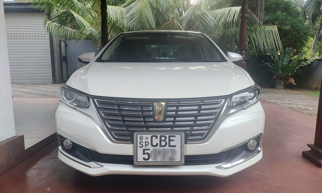 Toyota Premio G Superior 2017