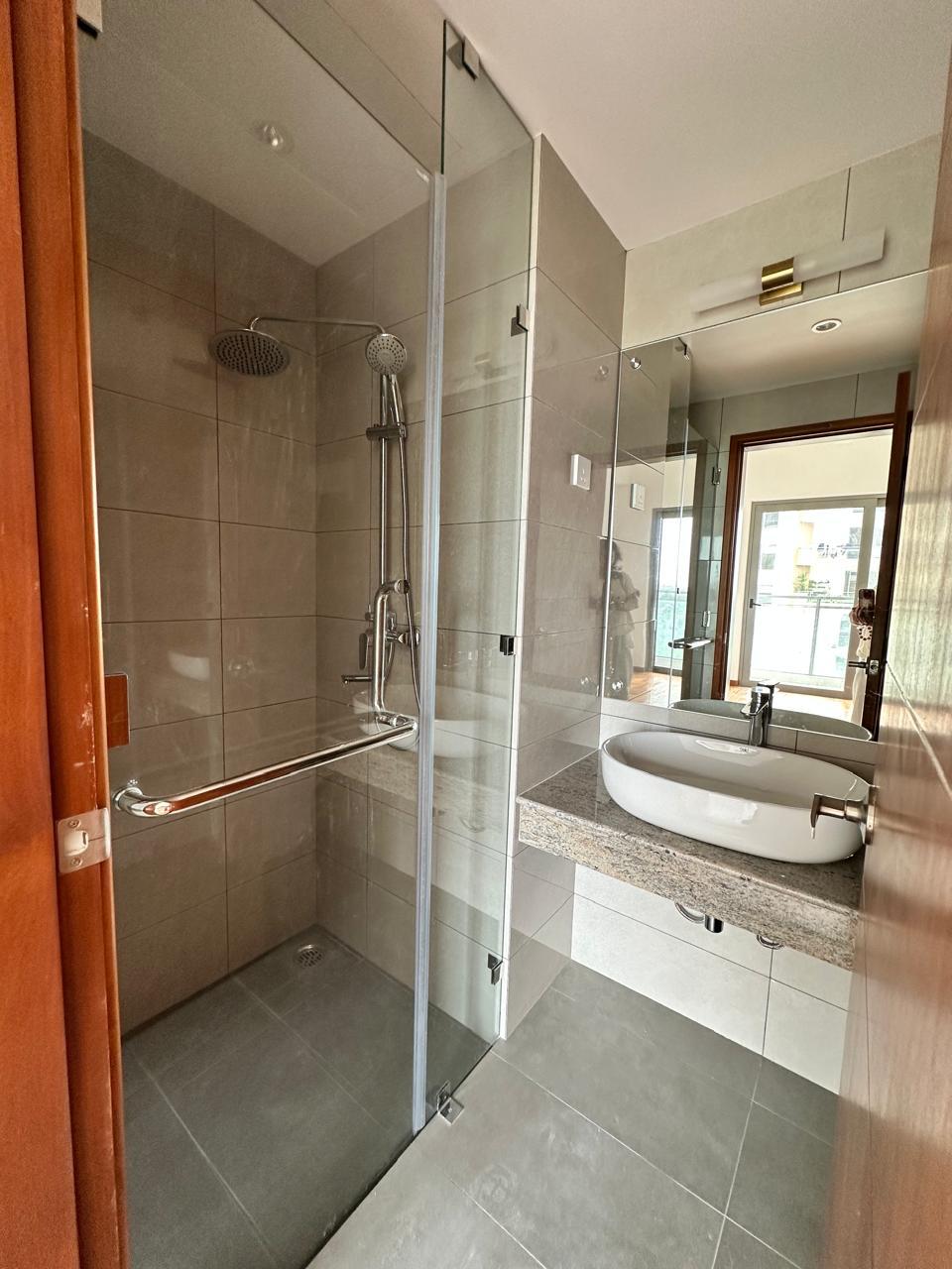 Modern 2-Bedroom Luxury Apartment for Sale Kotte