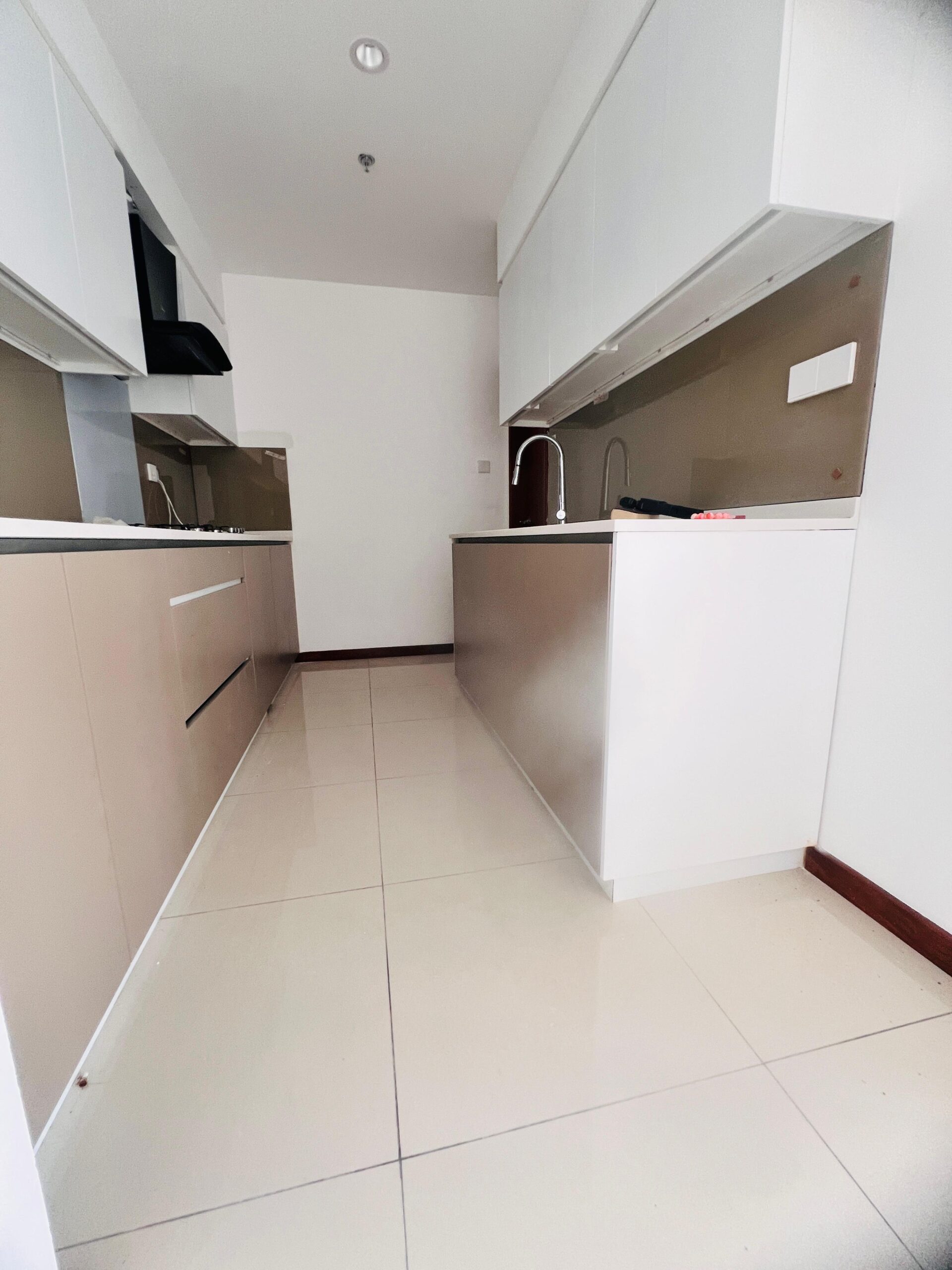 Modern 2-Bedroom Luxury Apartment for Sale Kotte