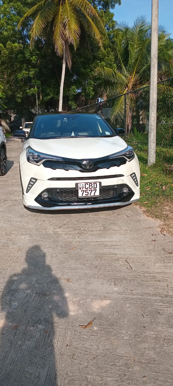 Toyota CHR (DBA-NGX-10) 2018