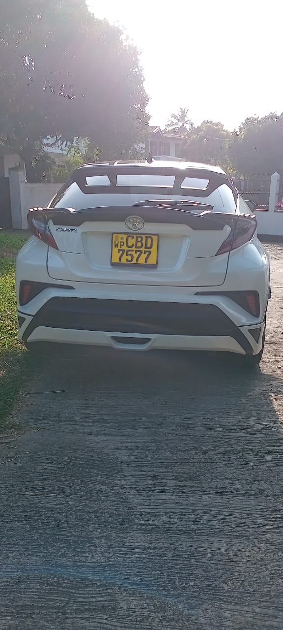 Toyota CHR (DBA-NGX-10) 2018