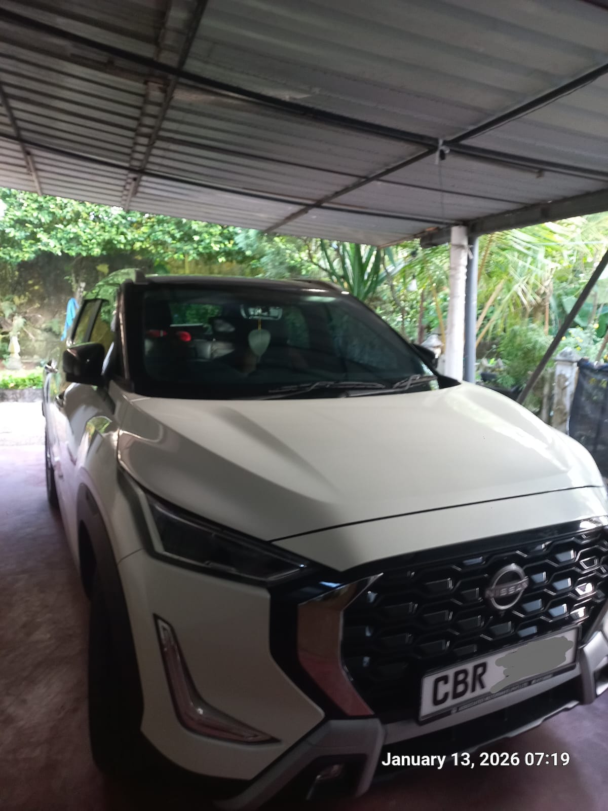 Nissan Magnite ACCENTA AMT – 2025