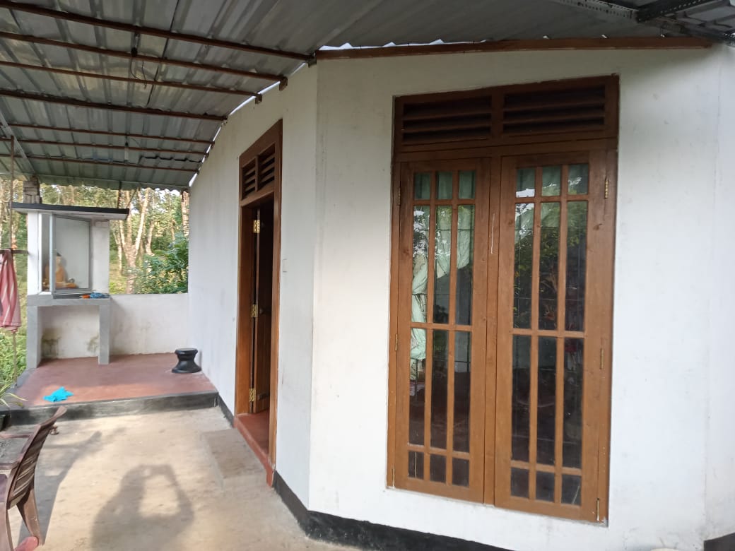 නිවස සමග ඉඩම විකිණීමට හෝමාගම – මීගොඩ පුවක්වත්ත පාර