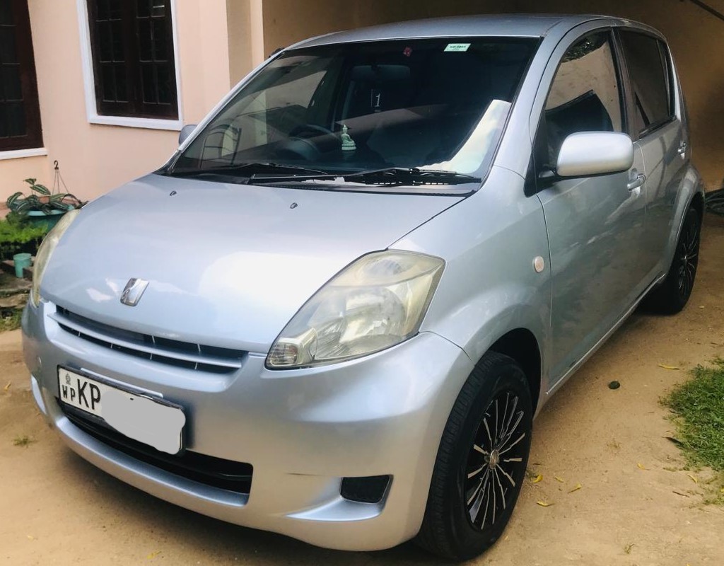 Toyota Passo KGC10 2008