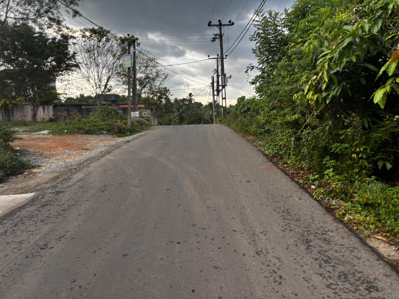 Land for Sale in Meegoda, Homagama