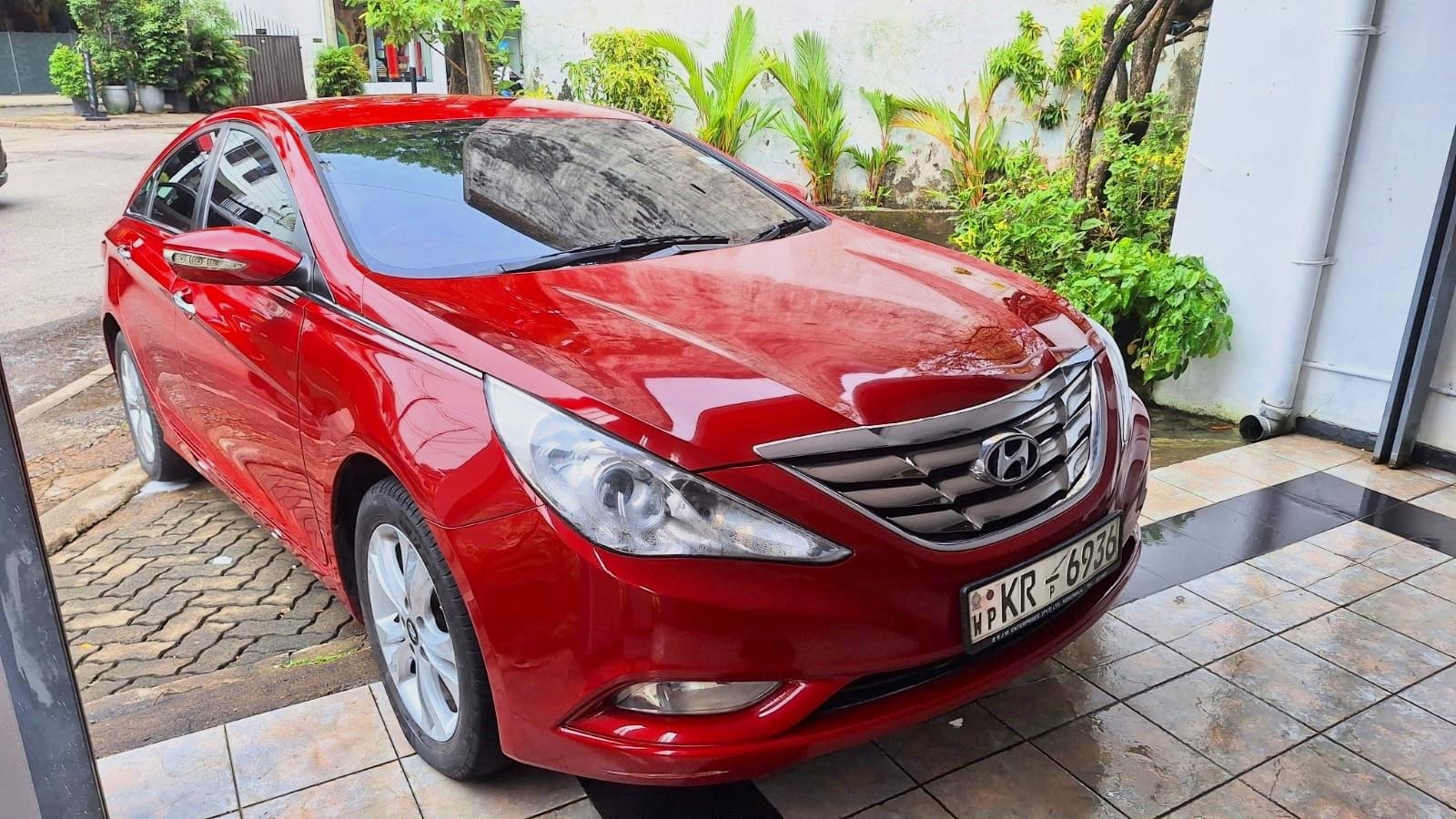 Hyundai Sonata 2011