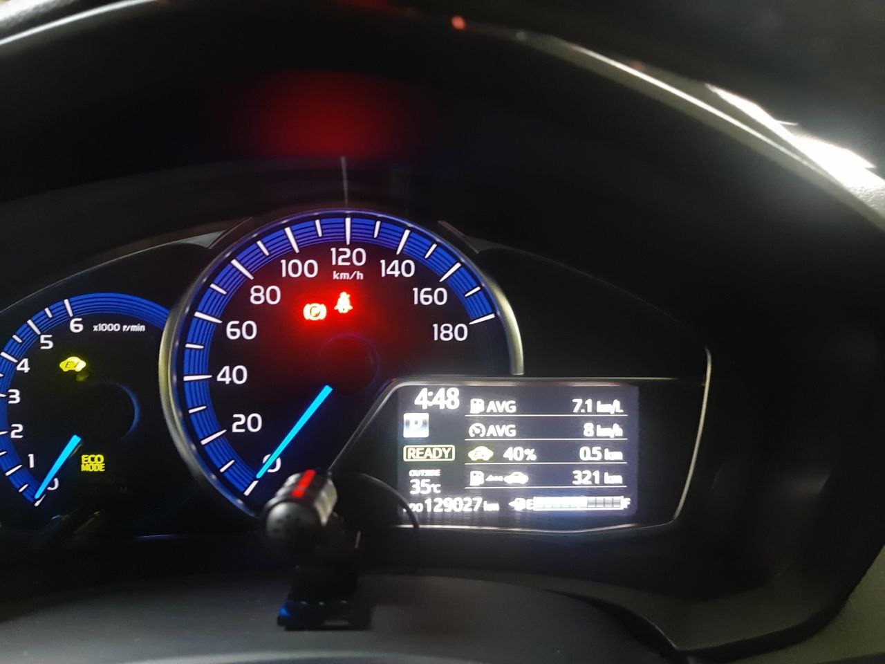 Toyota Axio Hybrid G Grade 2014