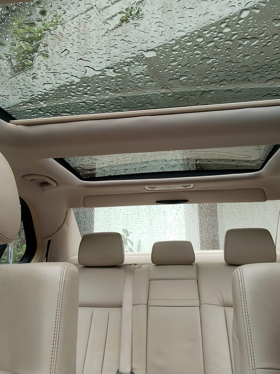 Mercedes Benz E300 Blue Tech Hybrid 2015