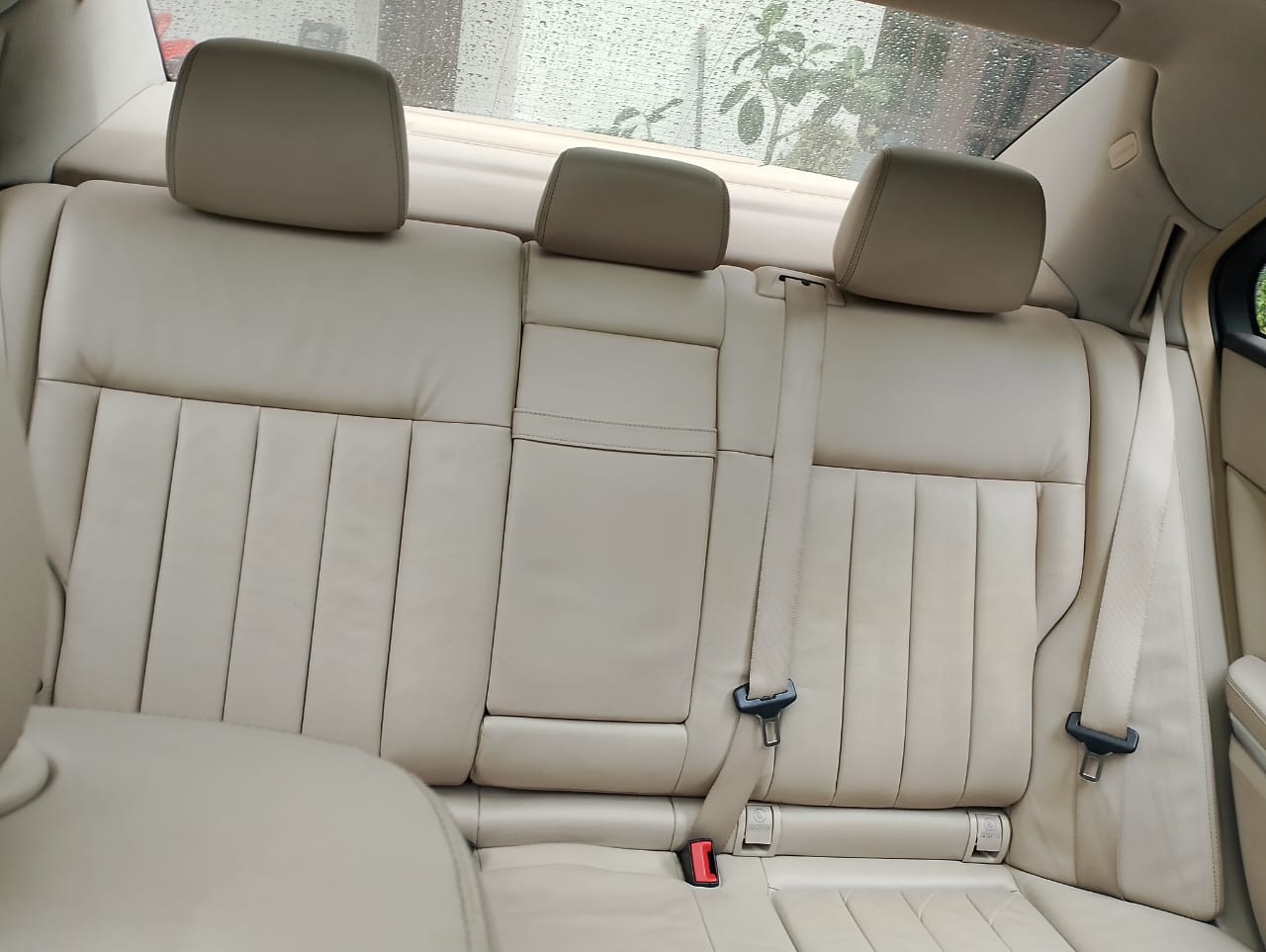 Mercedes Benz E300 Blue Tech Hybrid 2015