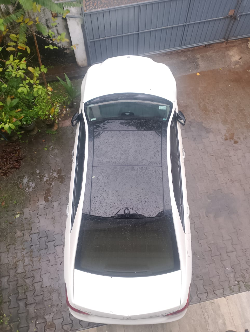 Mercedes Benz E300 Blue Tech Hybrid 2015