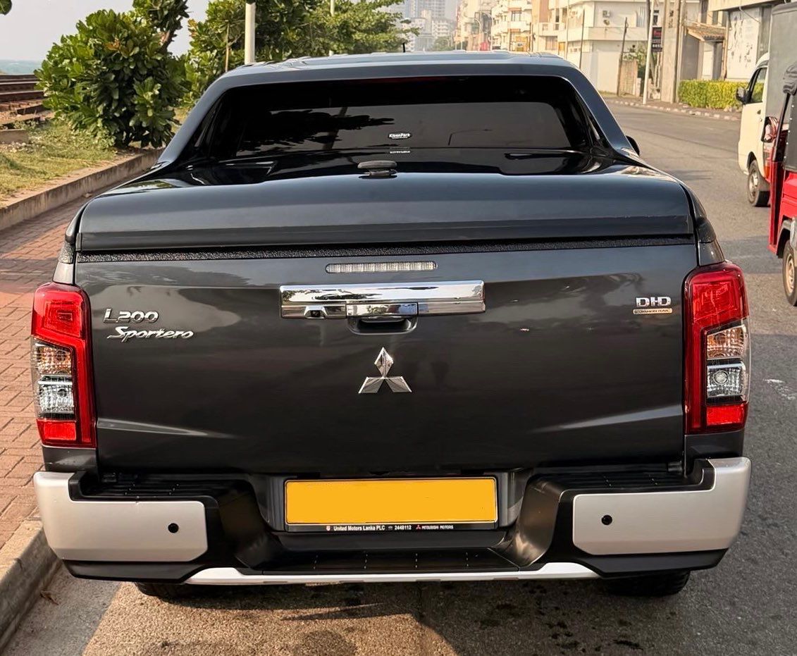 Mitsubishi L200 2020