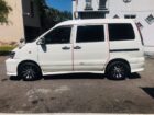 Toyota Noah 2006