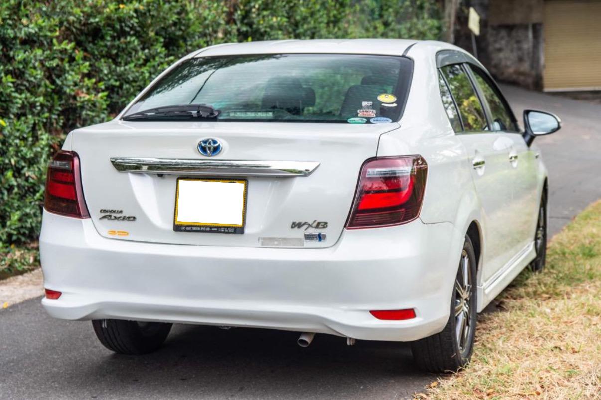 Toyota Axio WXB 2016