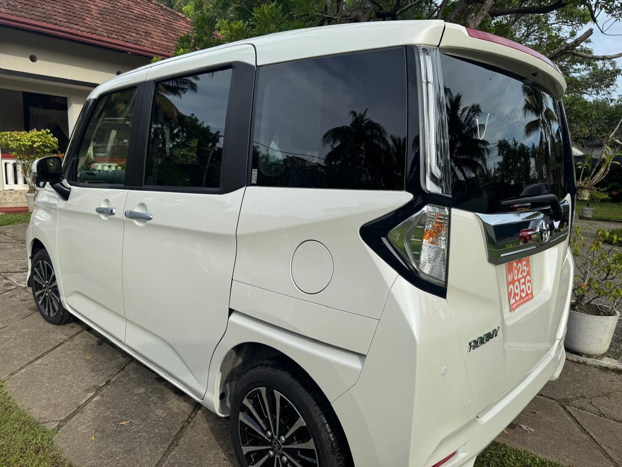 Toyota Roomy CUSTOM G 2025