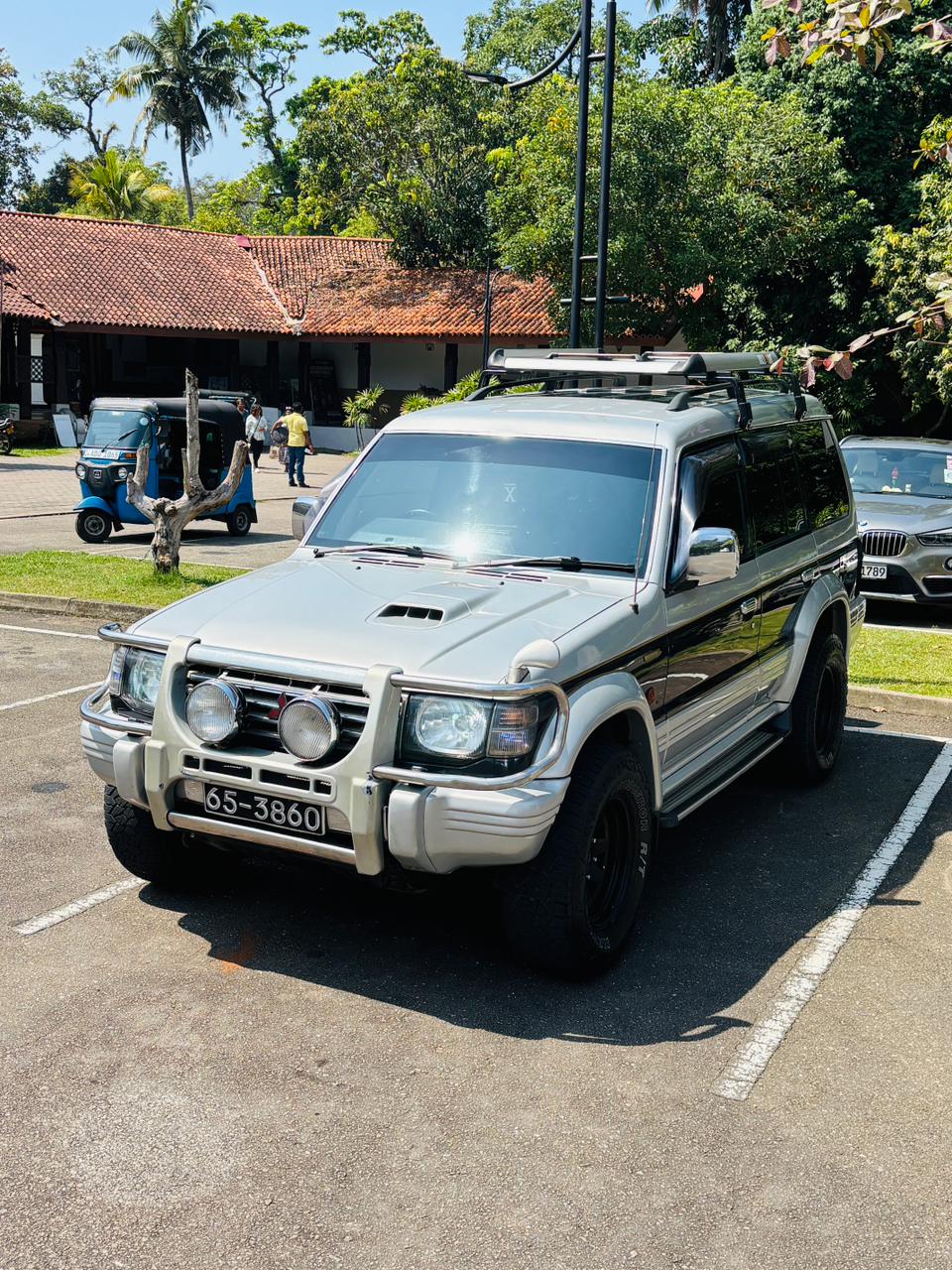 Mitsubishi Pajero 1996