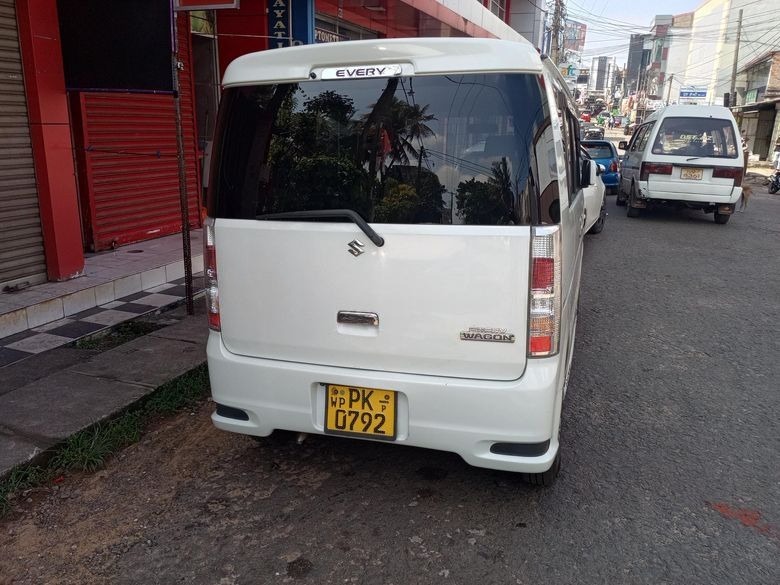 Suzuki Every Wagon 2017