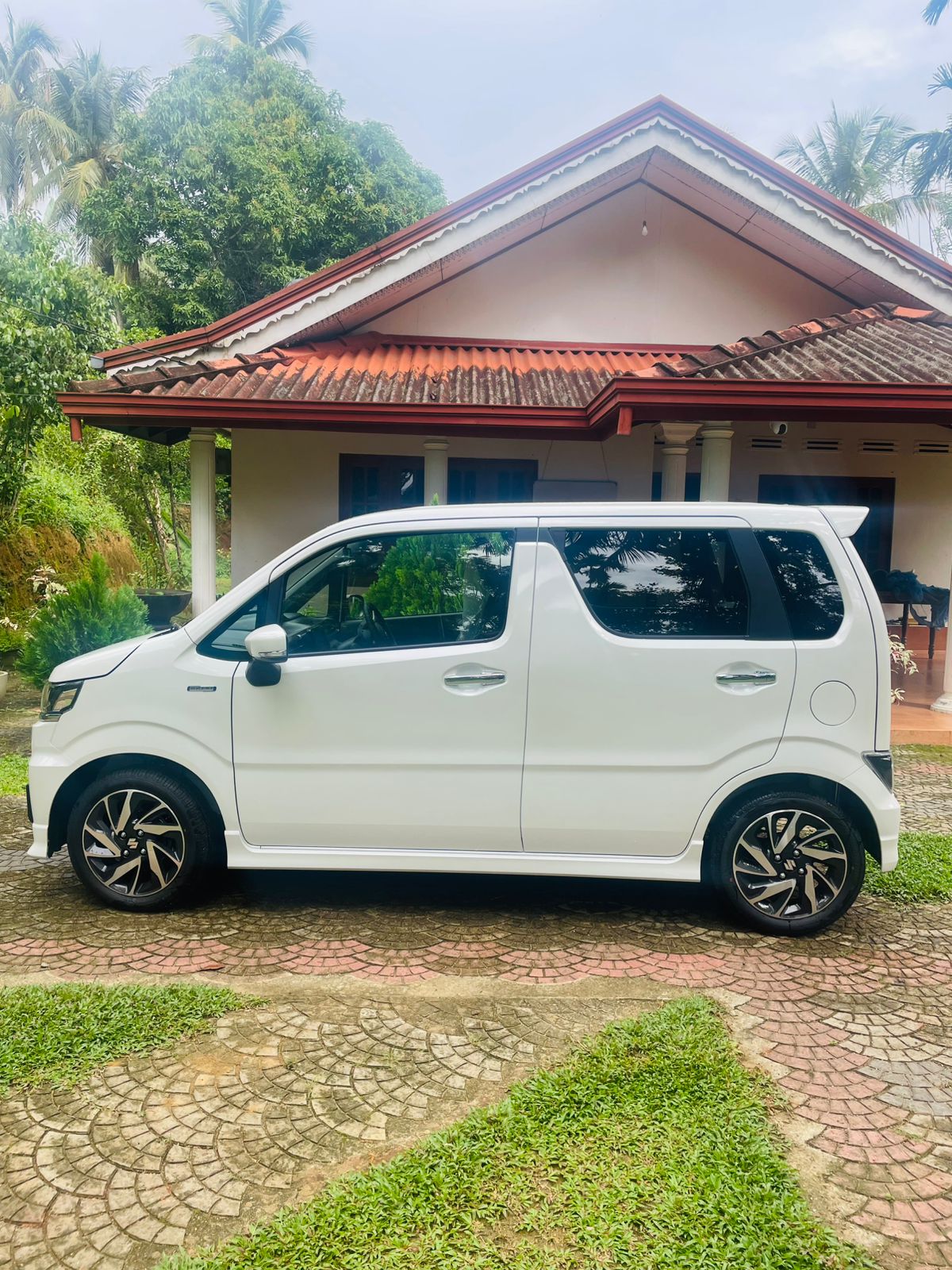 Suzuki Wagon R ZX Custom 2025
