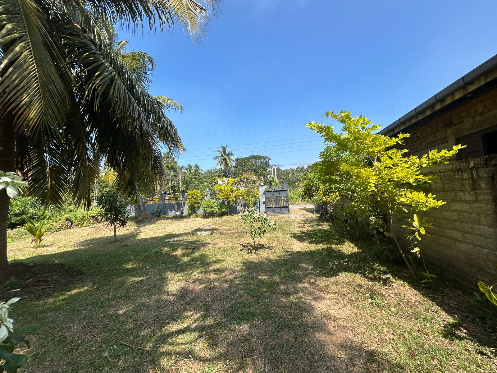 House for Sale in Waikkala