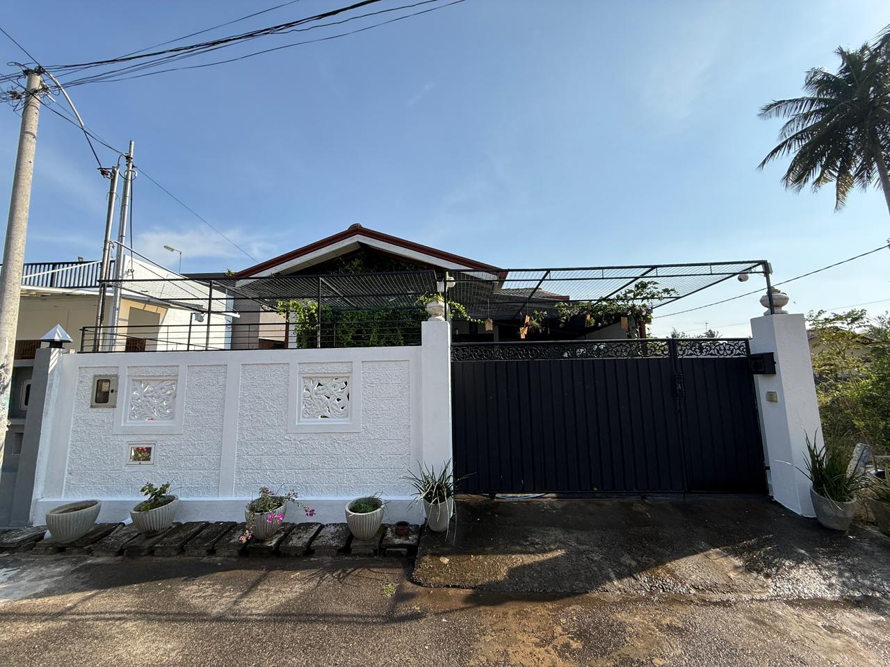 Fully Finished House For Sale Daluwakotuwa