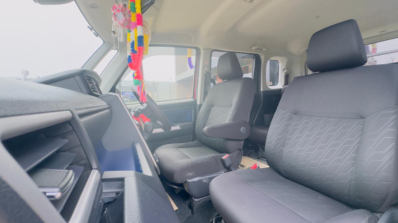 TOYOTA TANK GS CUSTOM 2018