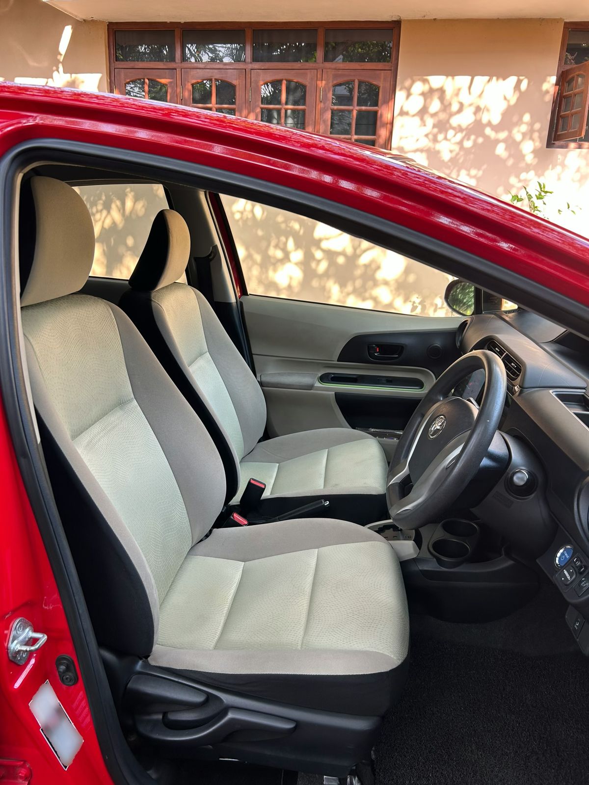 Toyota Aqua S Grade 2013