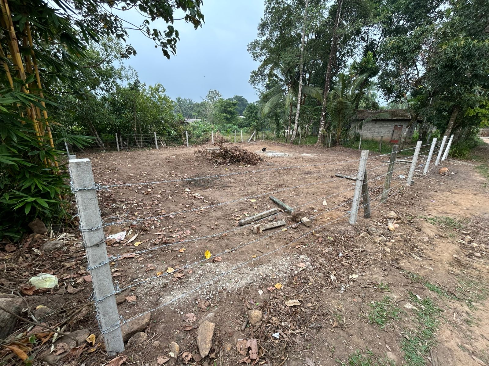 12.2 Perches of Land for Sale – Halthota