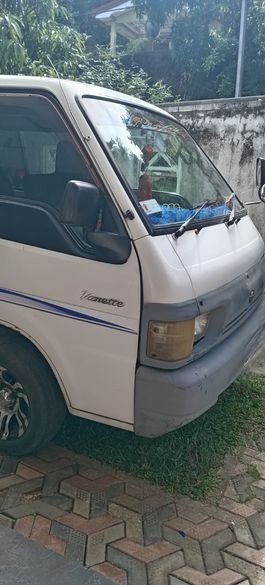 Nissan Vanette 1996