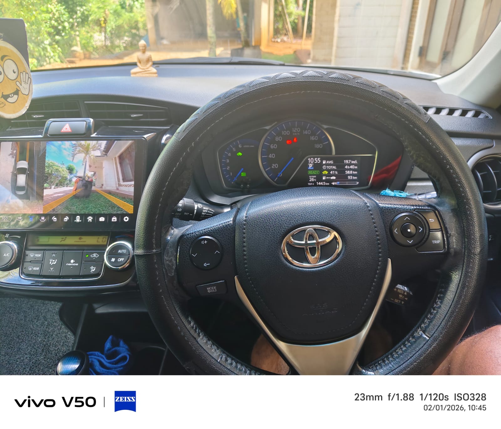 Toyota Axio 2015