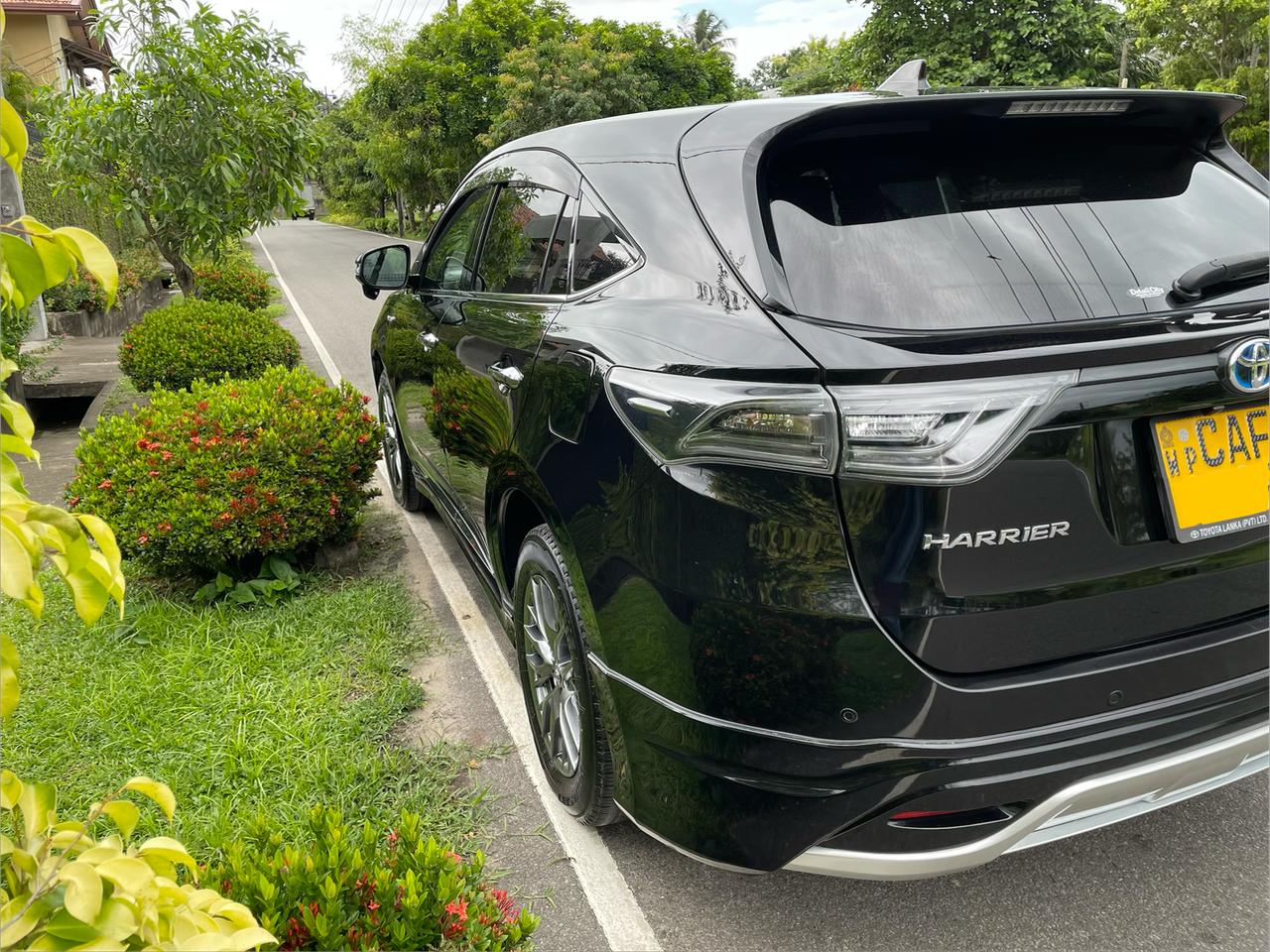 Toyota Harrier HYBRID 2015