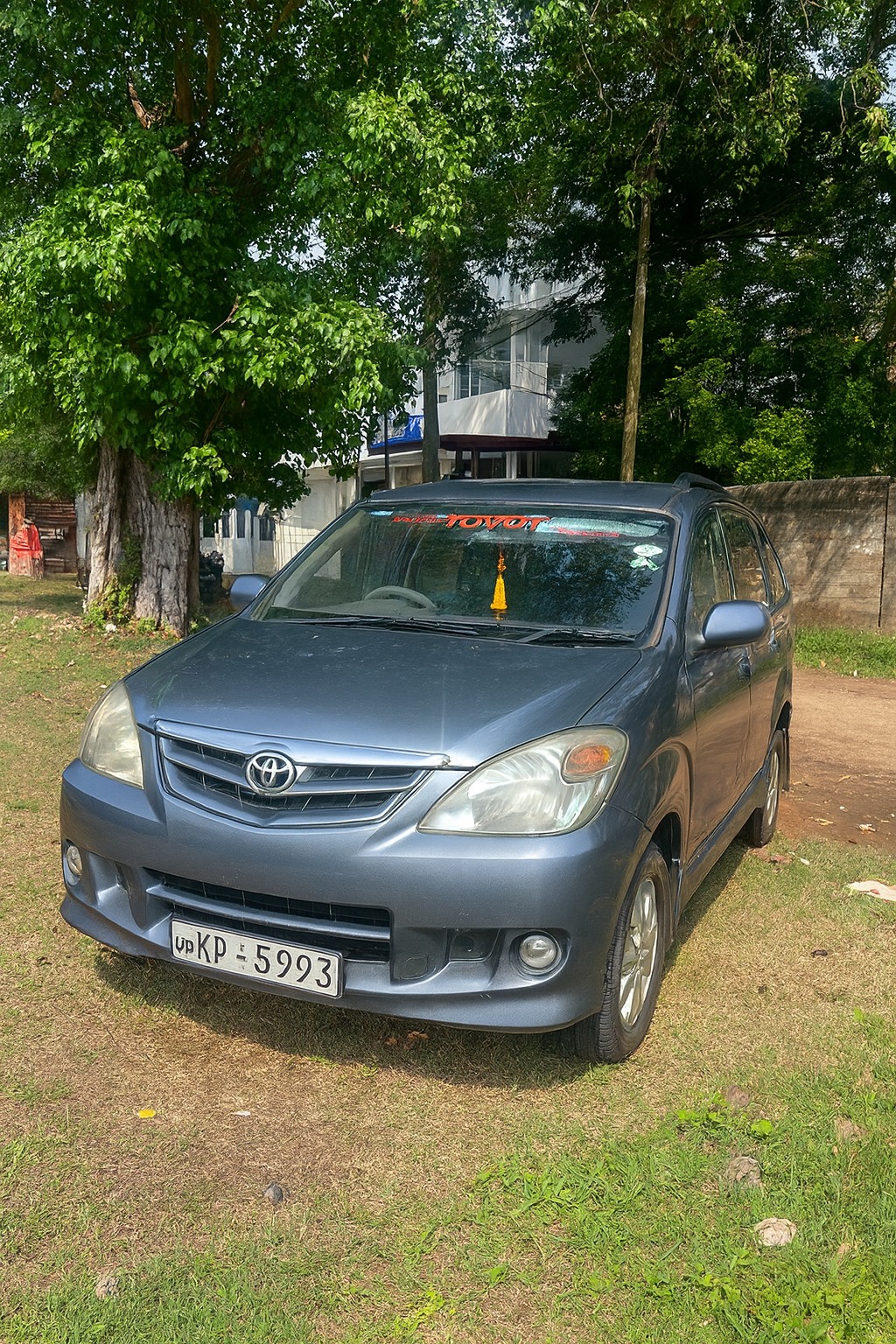 Toyota Avanza 2011