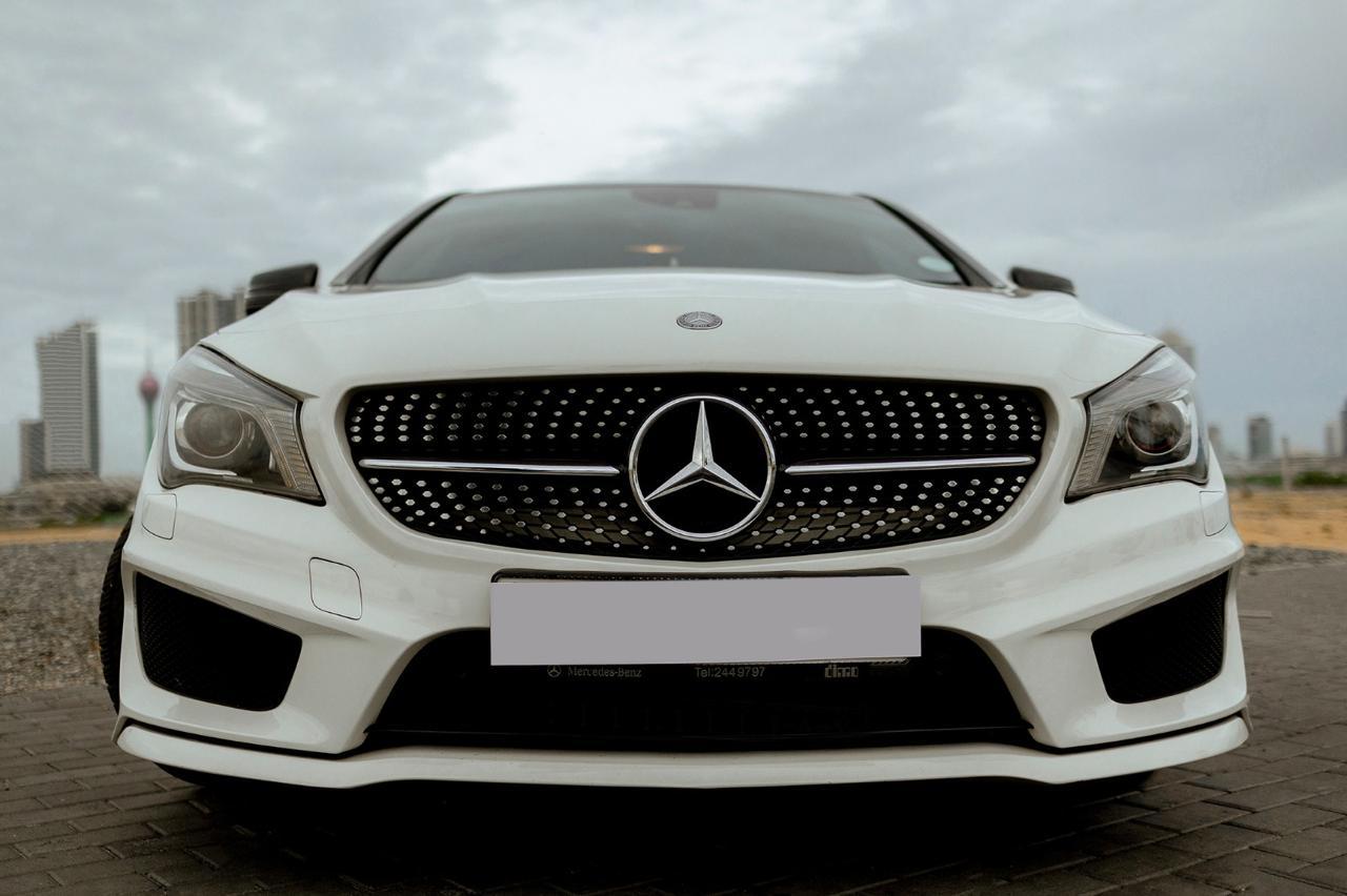 Mercedes Benz CLA 200 2013