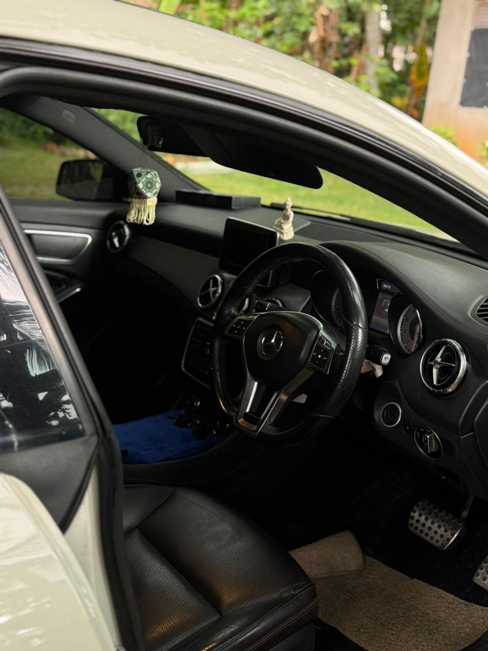 Mercedes Benz CLA 200 2013