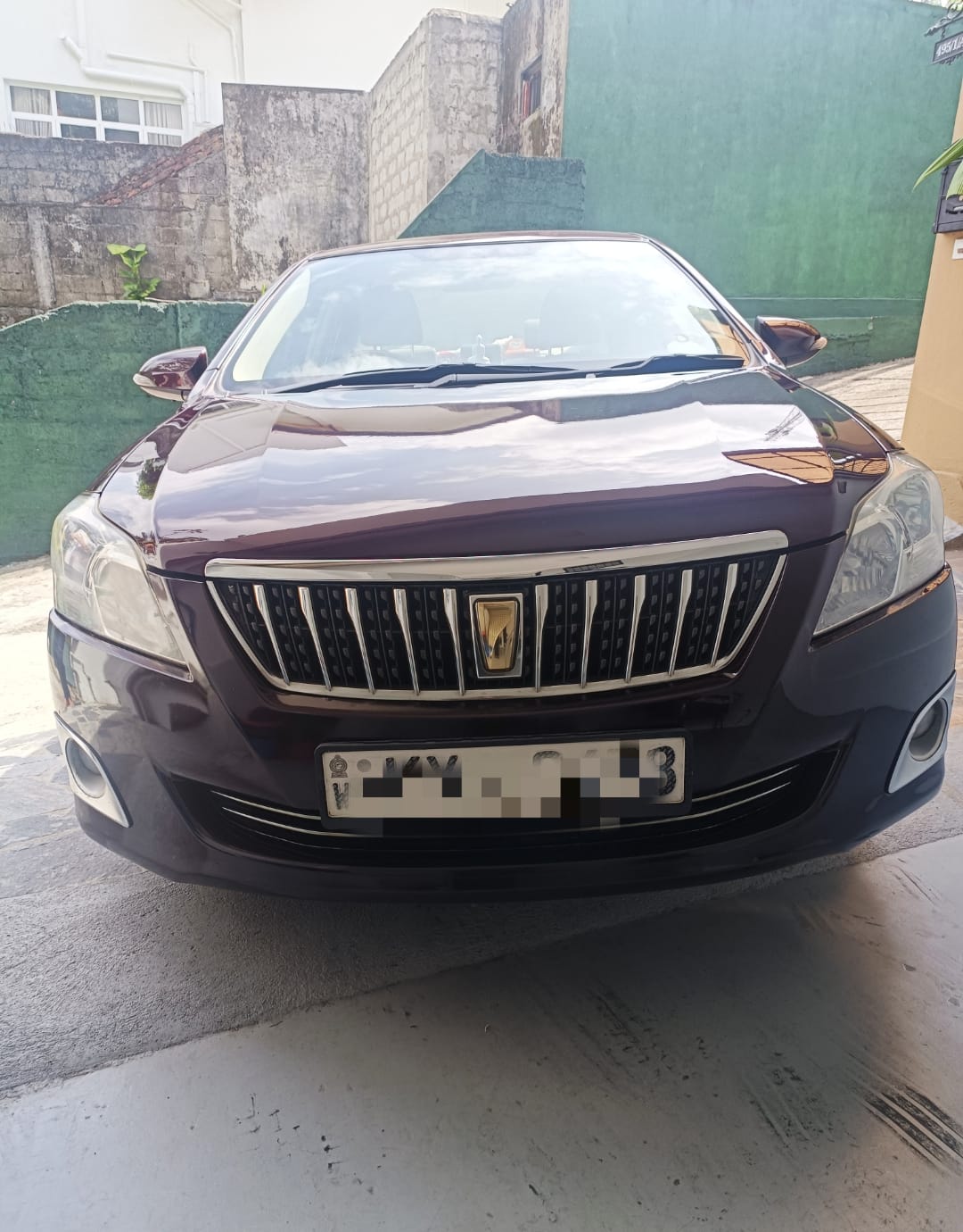 Toyota Premio 2013
