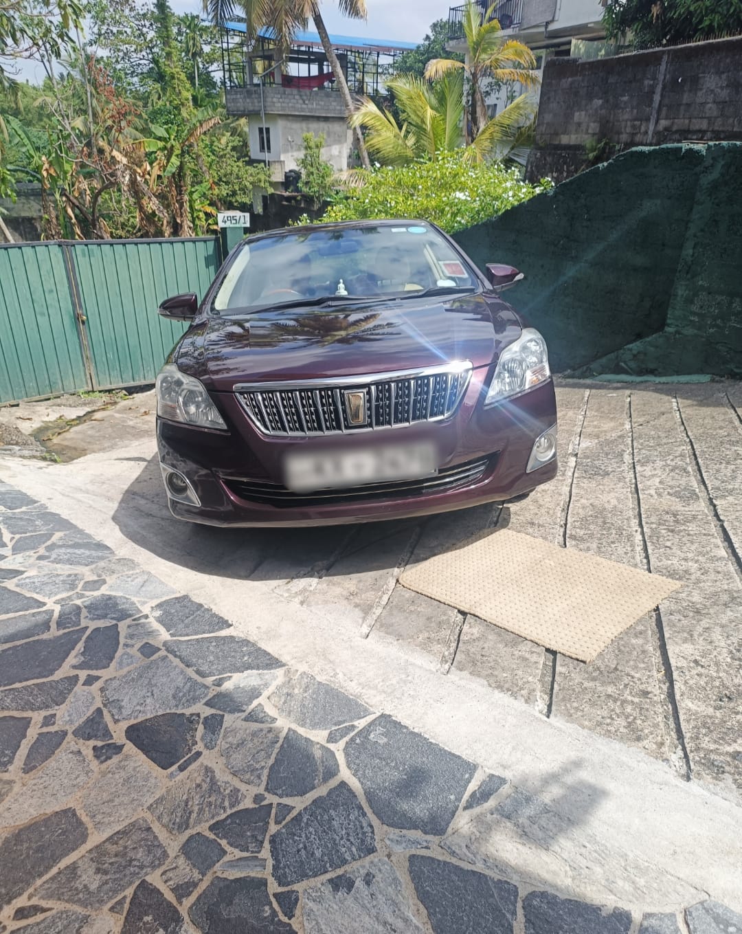Toyota Premio 2013