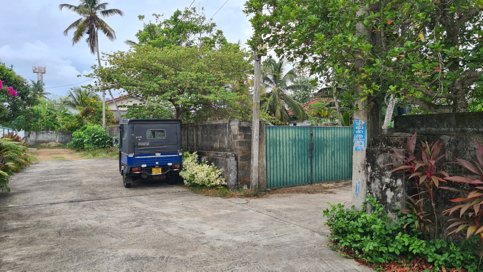Land for Sale near Panadura Galle Road | පානදුර ගාලු පාරට පෙනෙන දුරින් අගනා ඉඩමක්