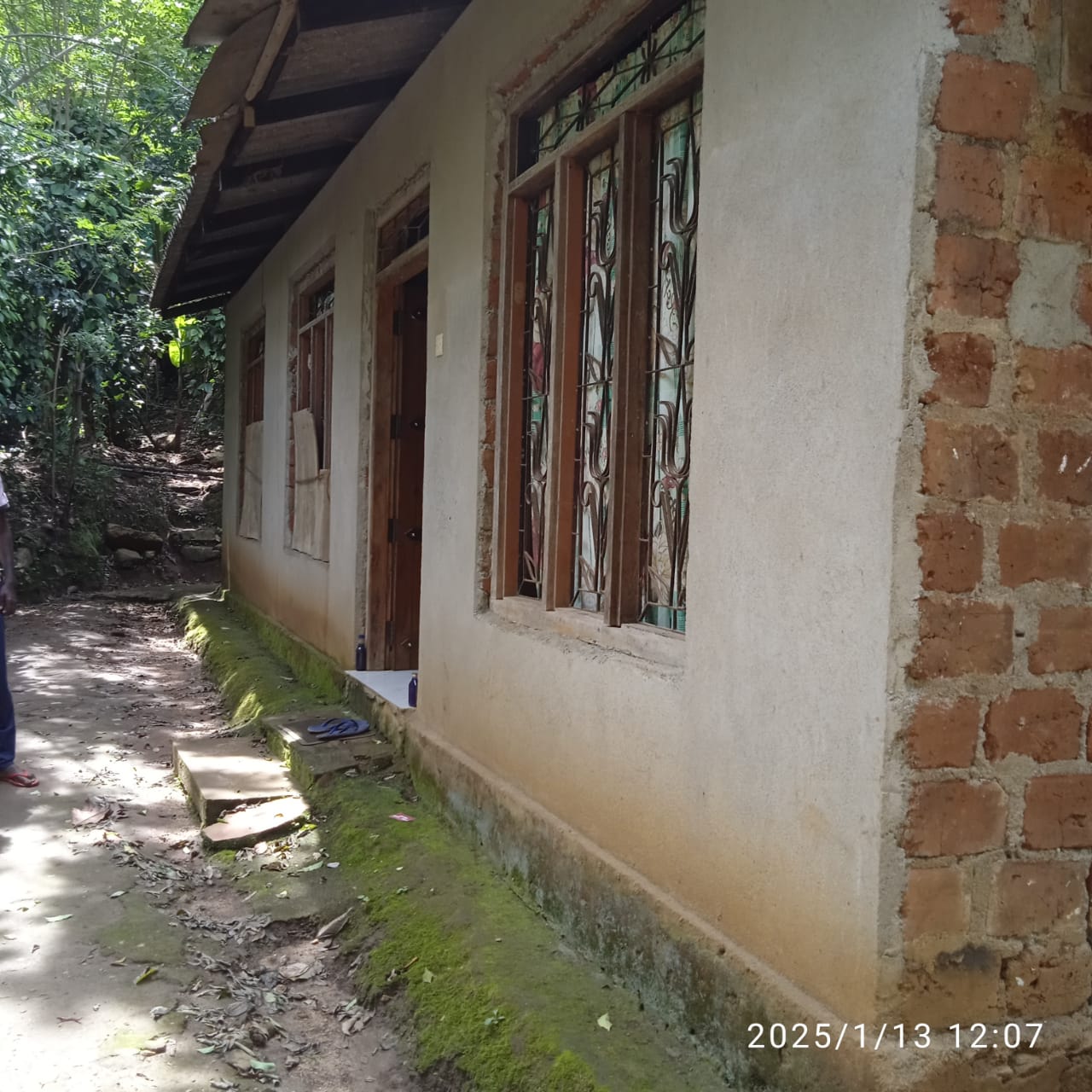 House with land for sale (Karadagolla)