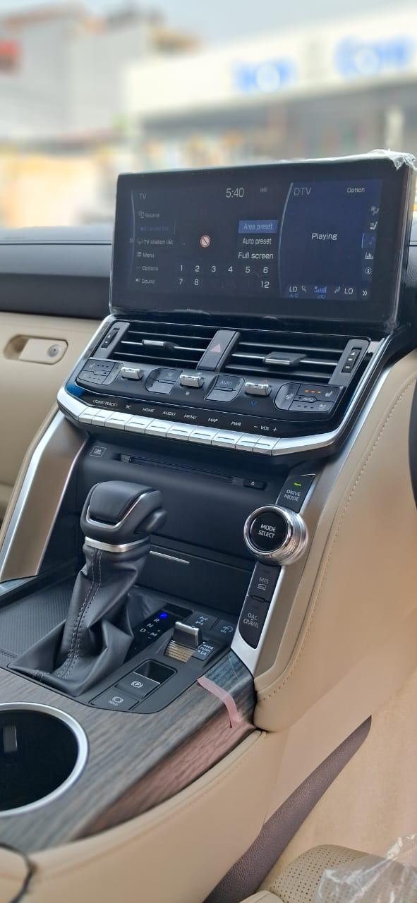 Toyota Land Cruiser Prado ZX 2024