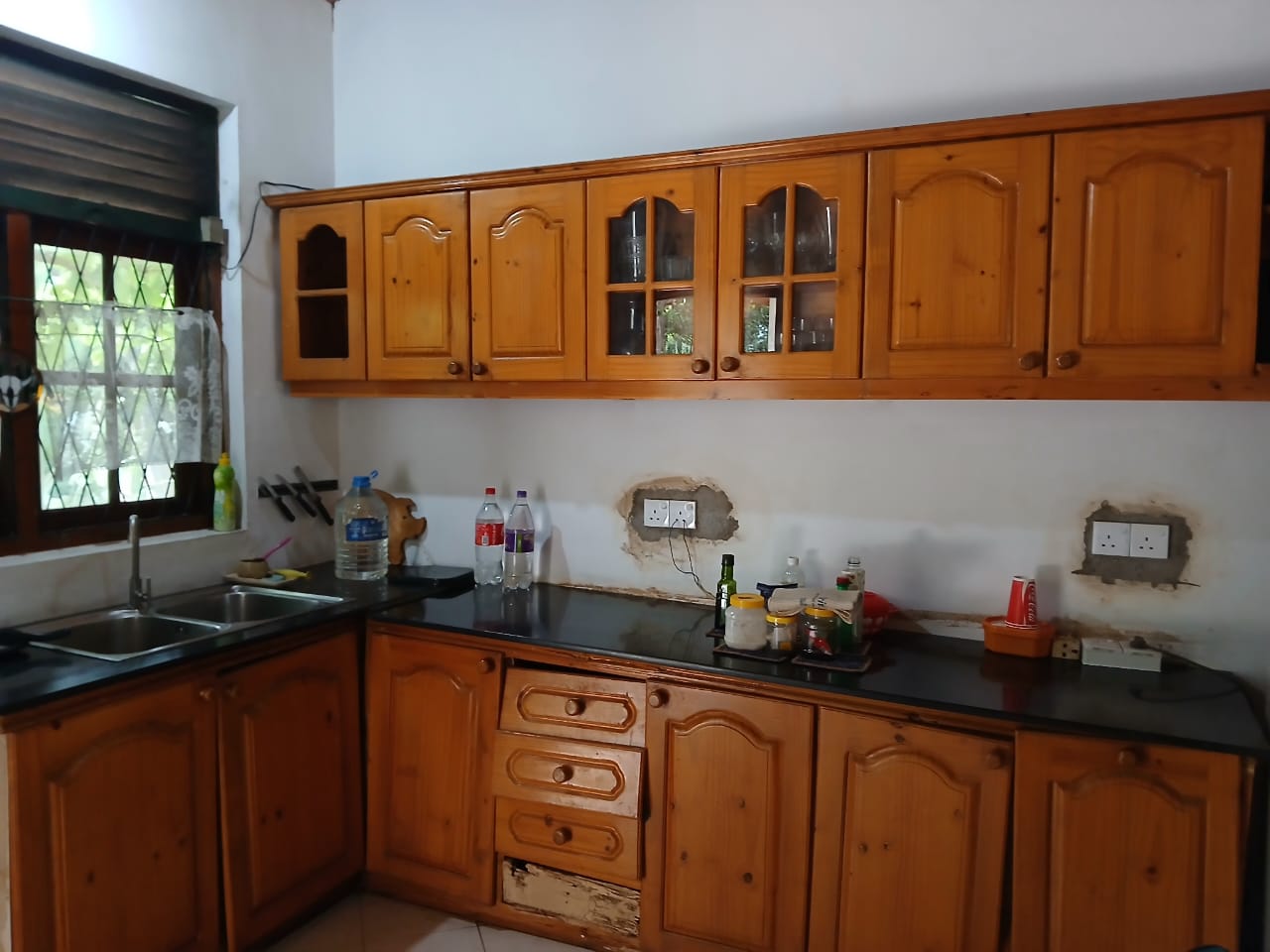 Prime Land for Sale Includes Bungalow Katuwapitiya