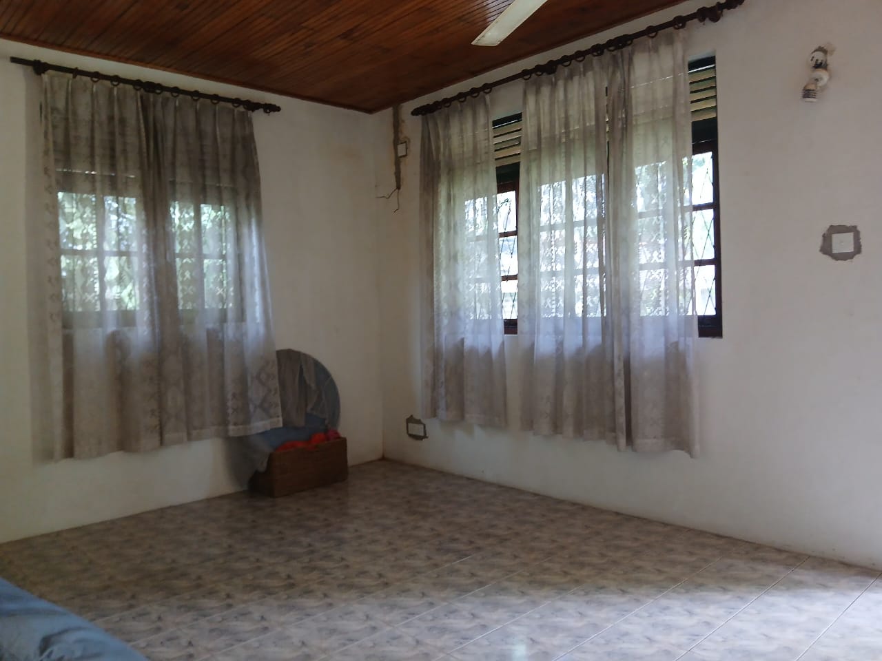 Prime Land for Sale Includes Bungalow Katuwapitiya