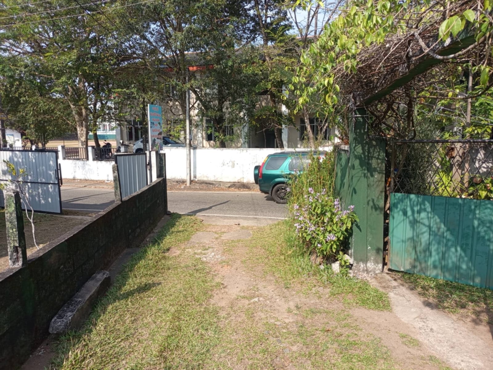 House with Land for sale in Battaramulla