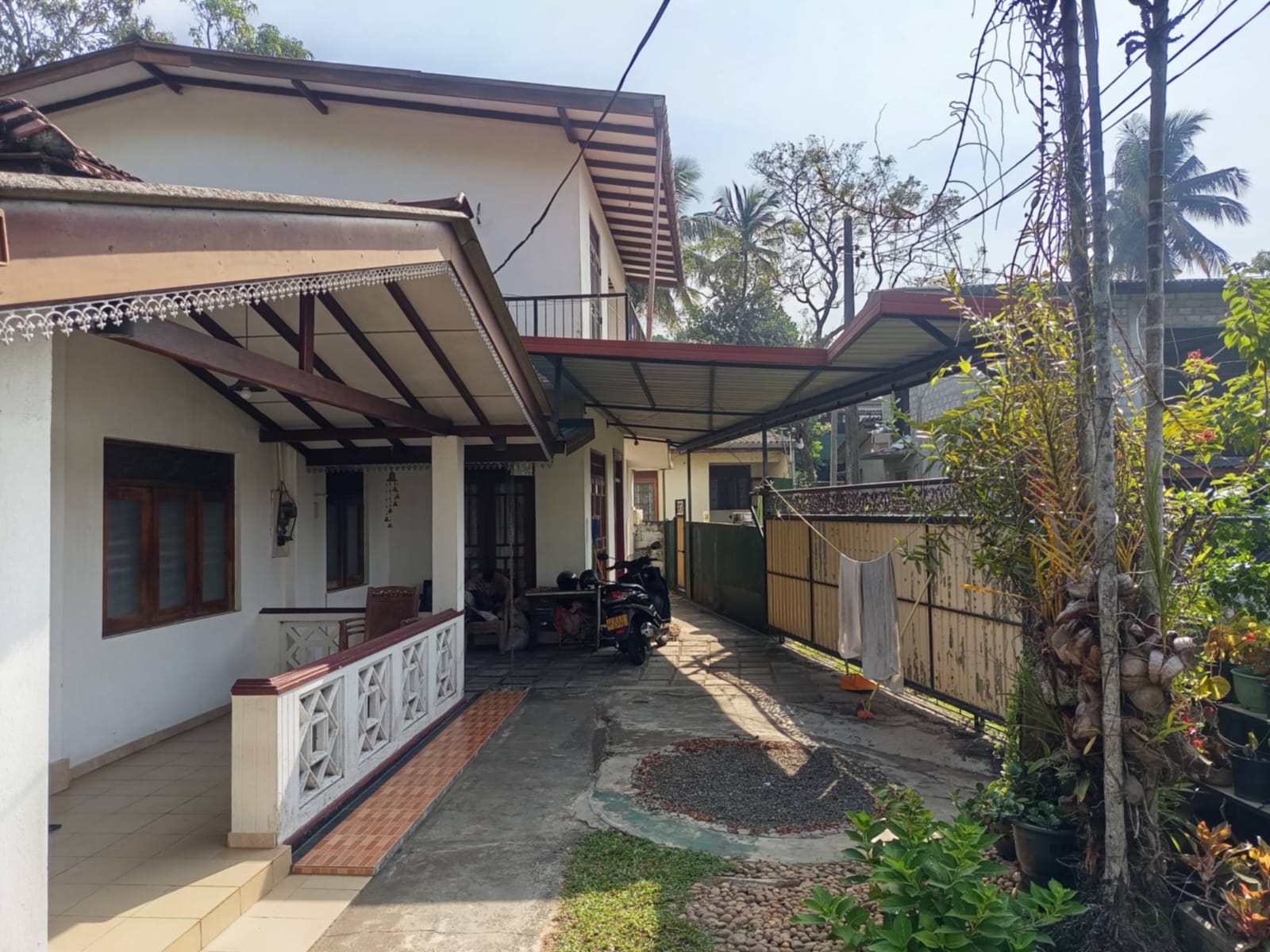 House with Land for sale in Battaramulla