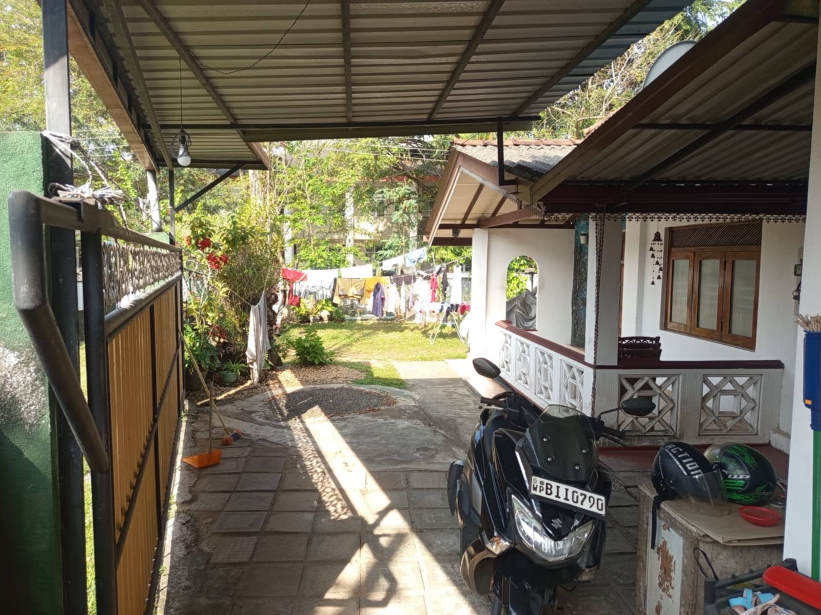 House with Land for sale in Battaramulla