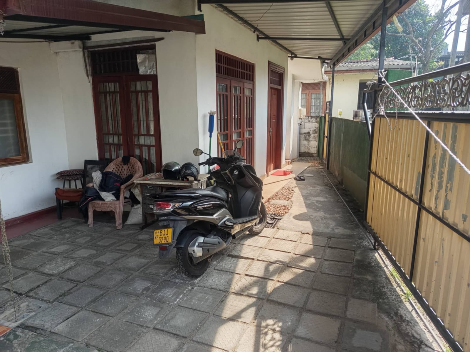 House with Land for sale in Battaramulla